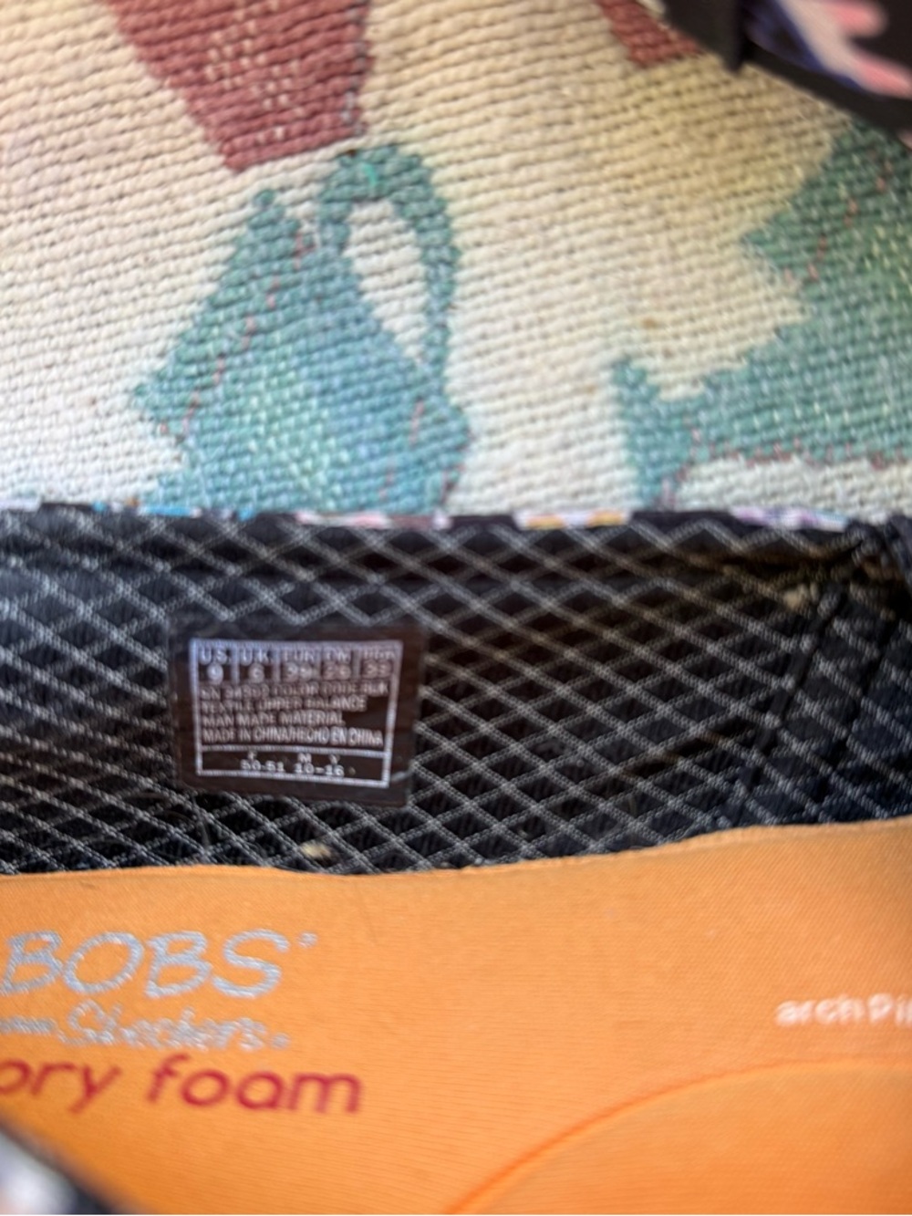 Skechers BOBS Women’s size 9 Black Slip-On Sneakers with Colorful Pet Faces - Picture 8 of 8